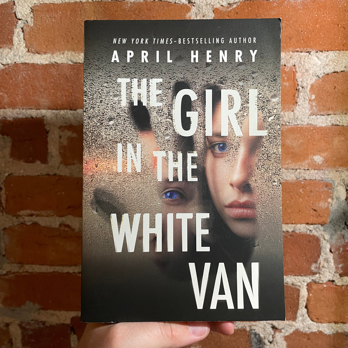 The Girl in the White Van - April Henry - 2020 Scholastic Books