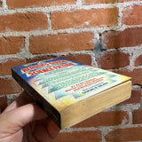 A Reader’s Guide to Science Fiction - Baird Searles - 1979 Avon Books Paperback - Stanislaw Fernandes Cover