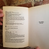 Beloved - Toni Morrison (1988 Plume Paperback Edition)