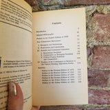 Communist Manifesto - Karl Marx, Friedrich Engels (1964 Washington Square Press vintage paperback)