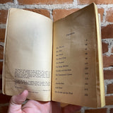 A Wrinkle in Time - Madeleine L'Engle 1973 Scholastic Publishing vintage paperback