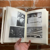 Einstein's Unfinished Symphony: Listening to the Sounds of Space-Time - Marcia Bartusiak