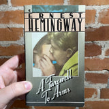 A Farewell to Arms - Ernest Hemingway - 1986 Trade Paperback Edition