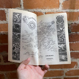 A Wizard of Earthsea (Earthsea Cycle #1) - Ursula K. Le Guin - Illustrated 2004 Paperback