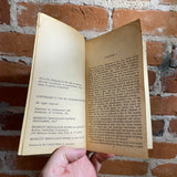 A Man of Double Deed - Leonard Daventry - 1967 Paperback