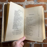 A Connecticut Yankee in King Arthur's Court - Mark Twain (Vintage 1917 Illustrated Hardcover Edition)