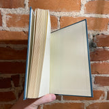 A Farewell to Arms - Ernest Hemingway - 1957 Charles Scribner's Sons Blue Shine hardback edition