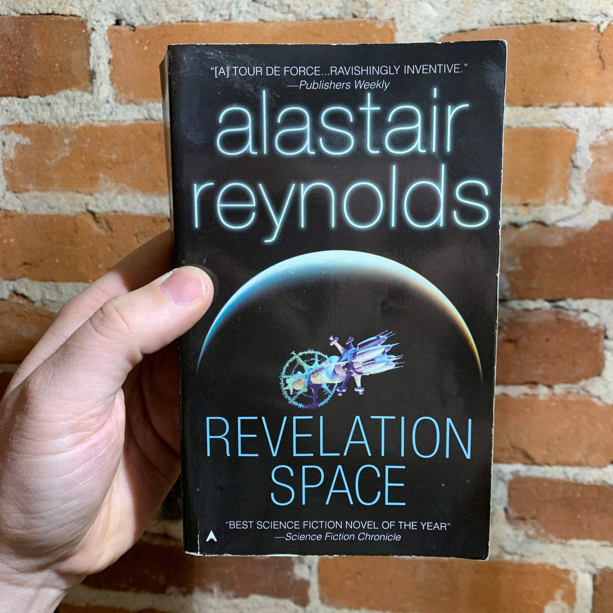 Revelation Space - Alastair Reynolds - 2002 Chris Moore Cover Ace