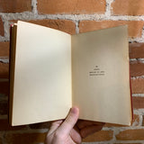 A Woman of No Importance: The Works of Oscar Wilde Series - 1900s* Raveena Edition - Oscar Wilde