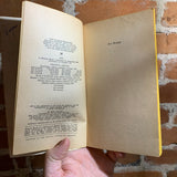 Jaws - Peter Benchley - 1975 Bantam Books Paperback