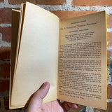 A Streetcar Named Desire - Tennessee Williams  1972 Signet paperback