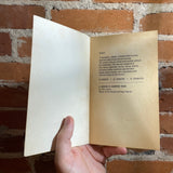 A Specter Is Haunting Texas - Fritz Leiber - 1971 Bantam Books Paperback