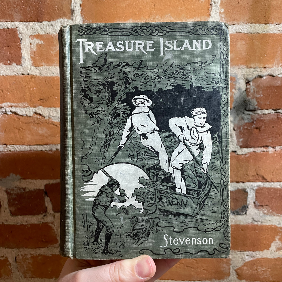 Vintage Crosley Book Radio popular Treasure Island