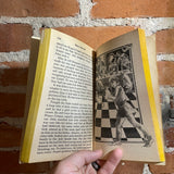 A Walk In The Woods - Mary Stewart - 1982 Fawcett Crest Books