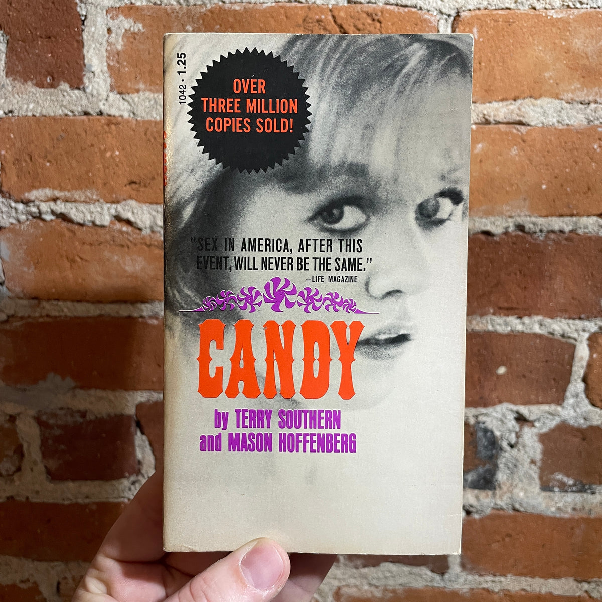Candy - Terry Southern & Mason Hoffenberg - 1968 Paperback 