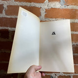 Hoka: Poul Anderson & Gordon R. Dickson - 1963 Illustrated Wallaby Books Paperback