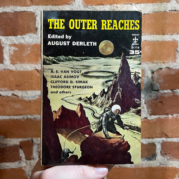 The Outer Reaches - Edited by August Derleth - 1951 Berkley Books Paperback (Ray Bradbury, Simak, and more!)