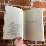 NISA: The Life and Worlds of a !Kung Woman - Marjorie Shostak -  1983 Vintage Books Paperback - Blue Font on Spine