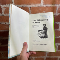 The Kidnapping of Anna - Ruth Hooker & Carole Smith - 1979 Illustrated Albert Whitman & Company Hardback