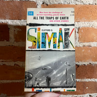 All The Traps Of Earth - Clifford D. Simak - 1967 2nd Macfadden Books Paperback