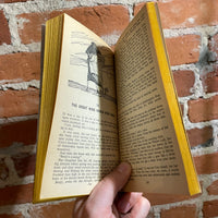 The Golden Apples of the Sun - Ray Bradbury - 1961 Bantam Books Paperback
