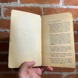 Of Men and Monsters - William Tenn - 1968 1st Ballantine Books Paperback