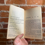 The Warrior’s Apprentice - Lois McMaster Bujold - 1998 2nd Baen Books Paperback - Alan Gutierrez Cover