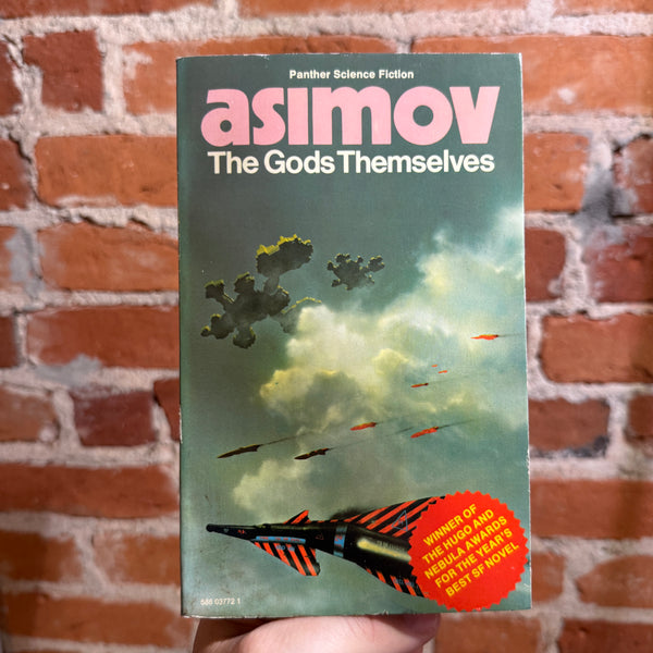 The Gods Themselves - Isaac Asimov - 1973 Panther Books Paperback - Chris Foss Cover