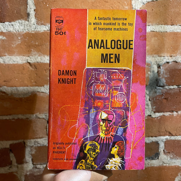 Analogue Men (Hell’s Pavement) - Damon Knight - 1962 Berkey Medallion Books Paperback - Richard Powers Cover