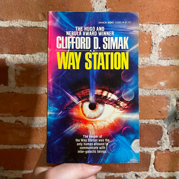 Way Station - Clifford D. Simak - 1975 Manor Books Paperback