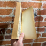 Kiss Sleeping Beauty Good-Bye - Madonna Kolbenschlag - 1981 Bantam Books Paperback