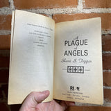 A Plague of Angels - Sheri S. Tepper - Paperback