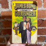 Goldfinger - Ian Fleming - 1981 3rd Jove Books Paperback