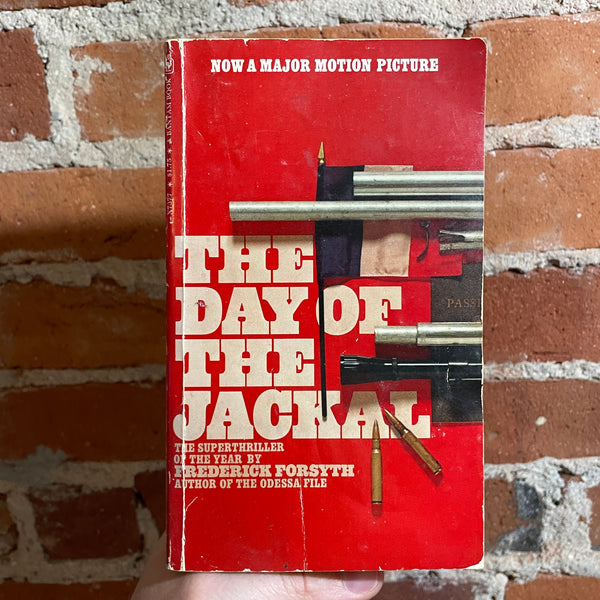 The Day of the Jackal - Frederick Forsyth - 1973 6th Bantam Books Paperback