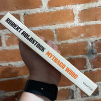 Mythago Wood - Robert Holdstock- 1986 Grafton Books Paperback
