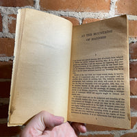 At the Mountains of Madness and Other Tales of Terror - H.P. Lovecraft - 1974 Ballantine Books Paperback - John Holmes Cover