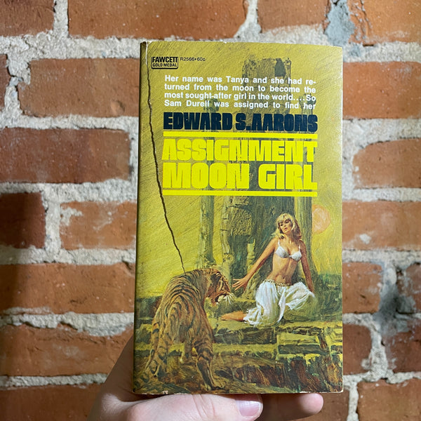 Assignment Moon Girl - Edward S. Aarons - 1967 Fawcett Paperback