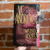 Twisted Roots - V.C. Andrews - 2002 Pocket Books Paperback - Lisa Falkenstern Tip-In Art
