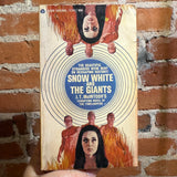 Snow White and the Giants 1 J.T. McIntosh - 1968 1st Avon Paperback - Carl Cassler Cover