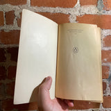 The Idiot - Fyodor Dostoyevsky - 1961 Penguin Books Classics Red Translated by David Magarshack