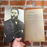 Typee - Herman Melville - 1973 Penguin Books Paperback - William Hodges Cover