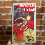 The Earth is Near - Ludek Pesek - 1976 2nd Dell Books Paperback - Charles Lily Cover