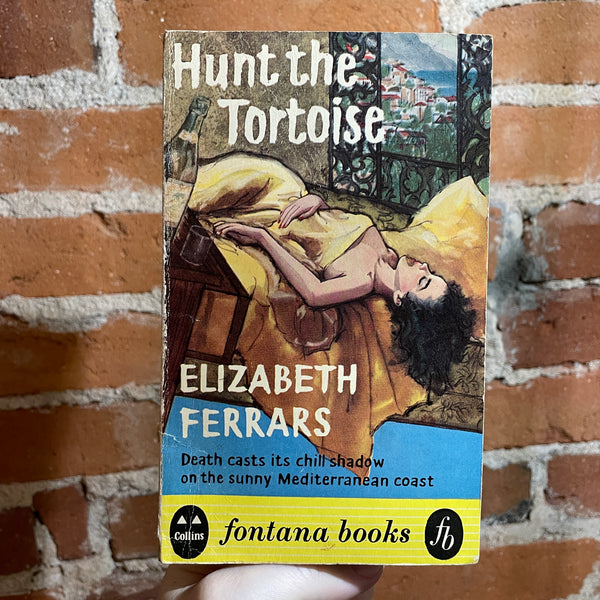 Hunt the Tortoise - Elizabeth Ferrars - 1958 Fontana Books Paperback