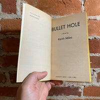 Bullet Hole: A Golfing Mystery - Keith Miles - 1988 Fawcett Crest Books Paperback