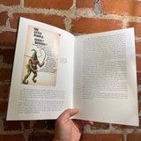 Paperbacks From Hell: The Twisted History of 70s and 80s Horror Fiction - Grady Hendrix - 2017 Quirk Books Softcover