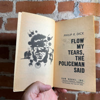 Flow My Tears, The Policeman Said - Philip K. Dick - 1975 Daw Books Paperback - Oliviero Berni Cover