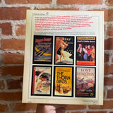 UnderCover: An Illustrated History of American Mass Market Paperbacks - Thomas L. Bonn - 1982 Penguin Books Softcover