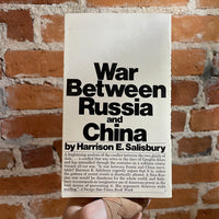 War Between Russia and China - Harrison E. Salisbury - 1979 Bantam Books Paperback