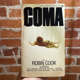 Coma - Robin Cook - 1977 32nd Signet Books Paperback - Paul Bacon Cover