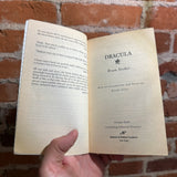 Dracula - Bram Stoker - 2003 Barnes & Noble Classics Paperback - E.O. Hoppe Cover